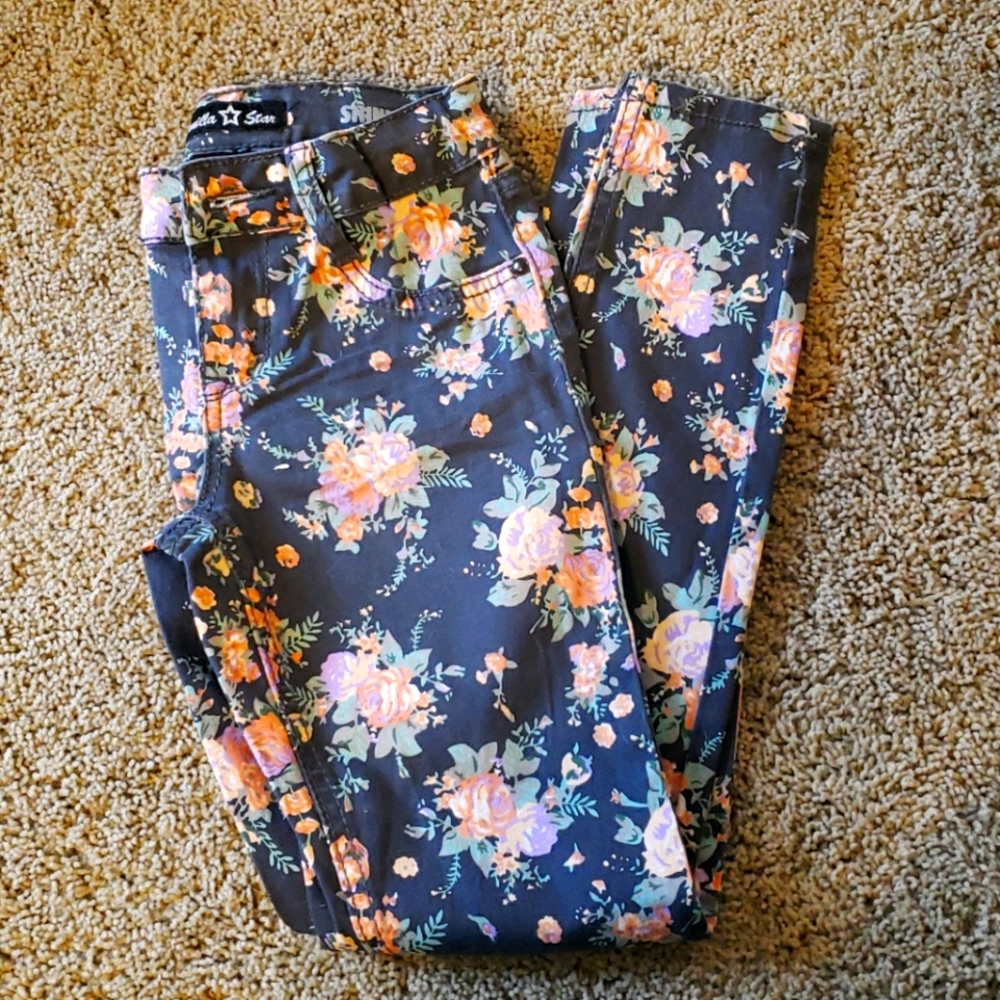 Vanilla Star Floral Skinny jeans size 8 adj waist
